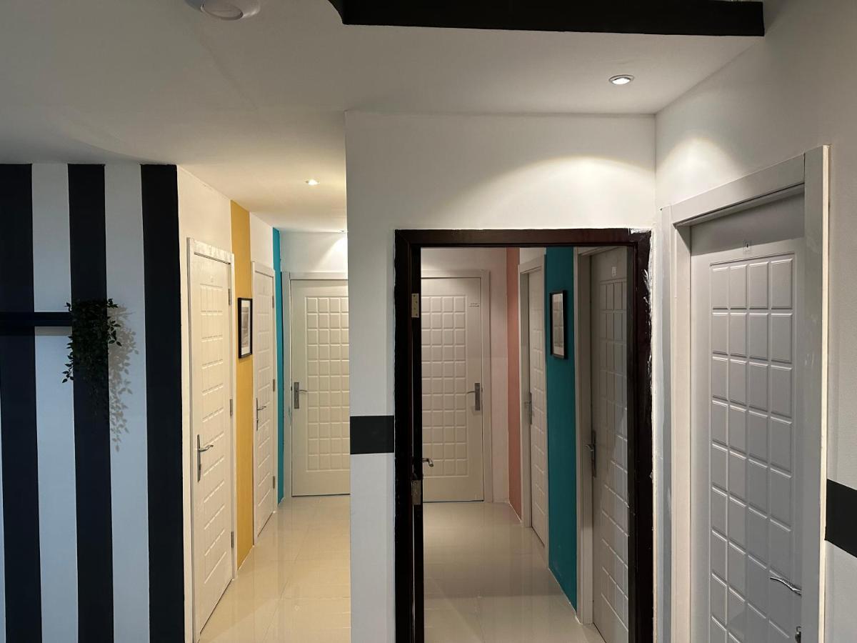 Traveller Partition Room In Al Barsha 1 Near Metro Dubai Bagian luar foto
