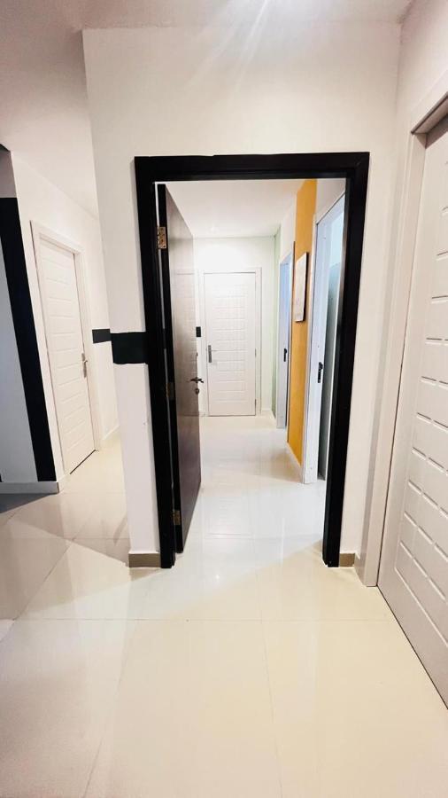 Traveller Partition Room In Al Barsha 1 Near Metro Dubai Bagian luar foto