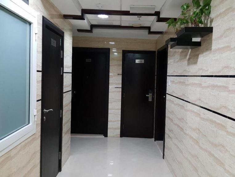 Traveller Partition Room In Al Barsha 1 Near Metro Dubai Bagian luar foto